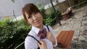 個人撮影　中出し制服ＪＫ　街中で3度観するレベルの美女が襲われまくり
